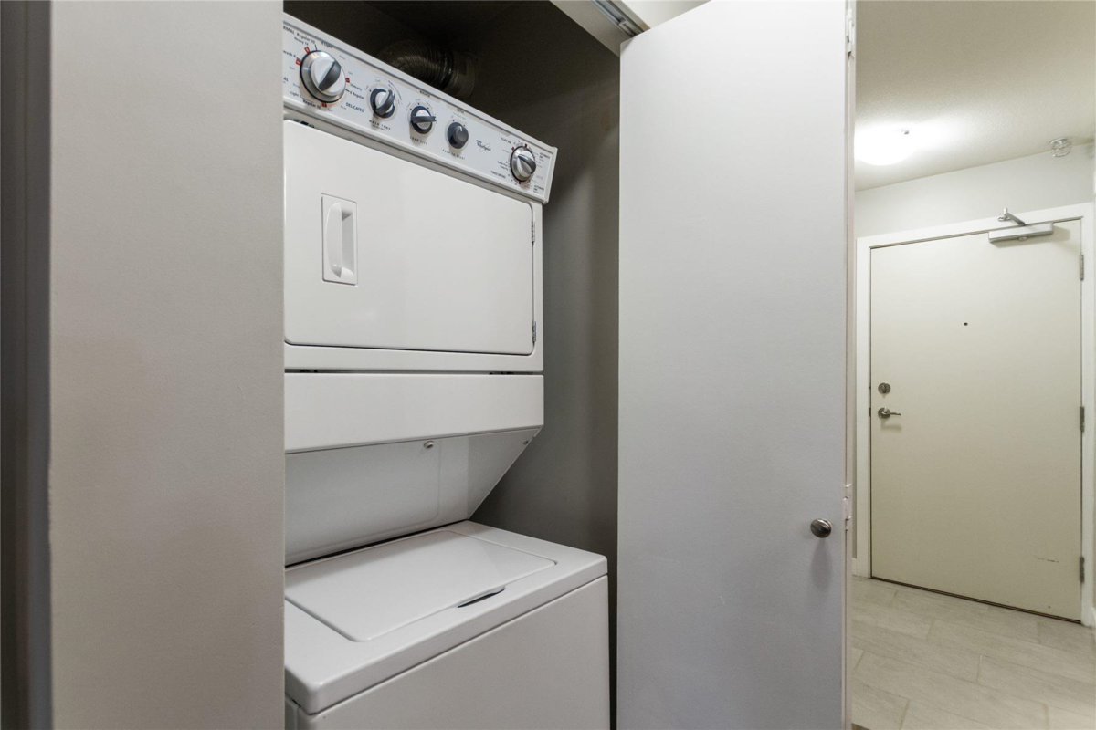 Basement Recreation Room Photo of 310 1633 Mackay Avenue, North Vancouver, BC