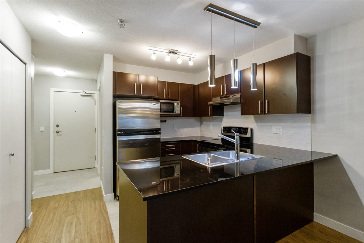 Breakfast Nook Photo of 310 1633 Mackay Avenue, North Vancouver, BC