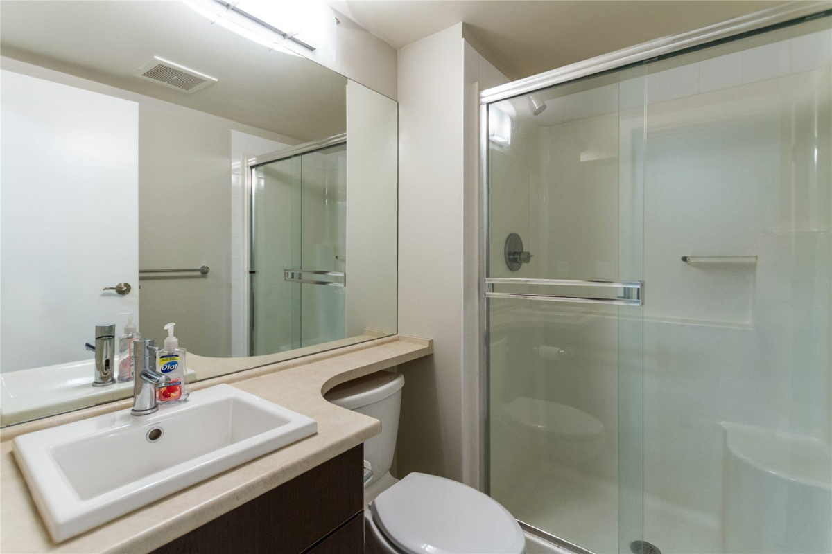 Loft / Bonus Room Photo of 310 1633 Mackay Avenue, North Vancouver, BC