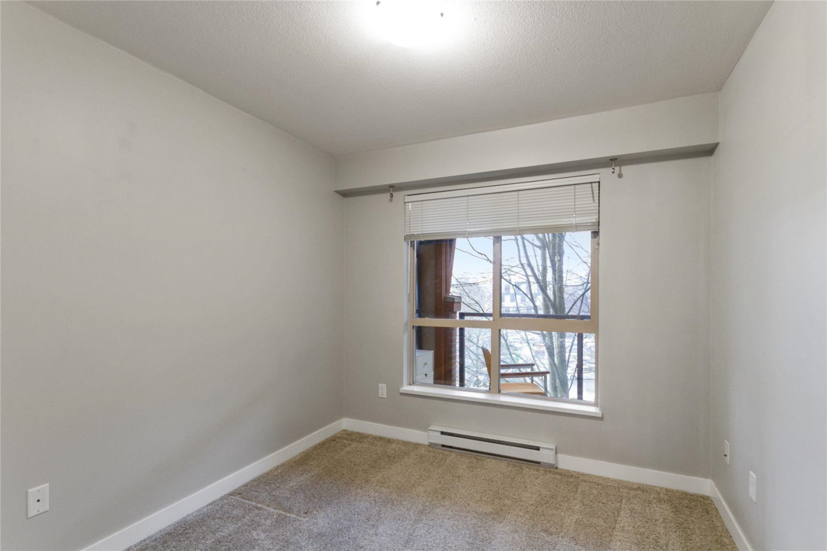 Powder Room Photo of 310 1633 Mackay Avenue, North Vancouver, BC