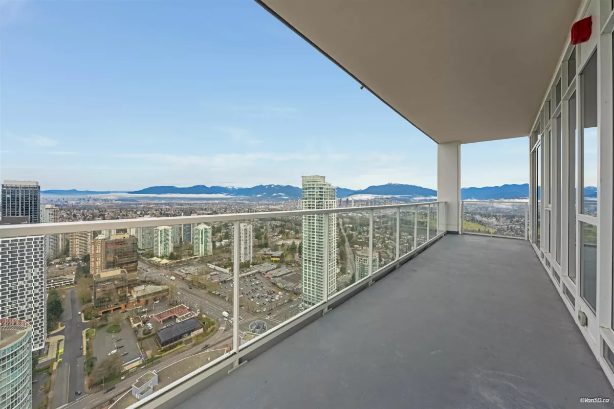 Guest Bathroom Photo of 4001 6080 Mckay Avenue, Burnaby, BC