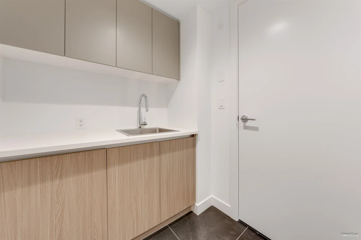 Mudroom Photo of 4001 6080 Mckay Avenue, Burnaby, BC