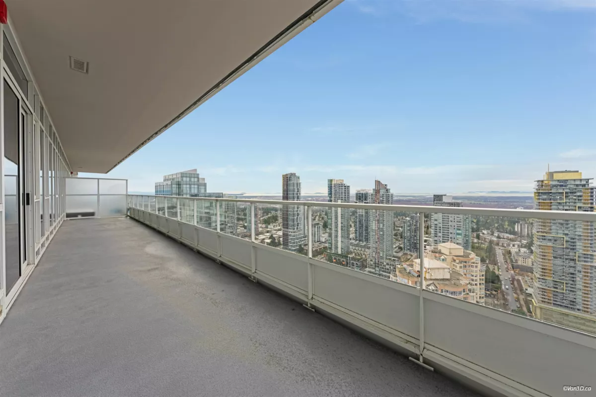 Outdoor Patio Photo of 4001 6080 Mckay Avenue, Burnaby, BC