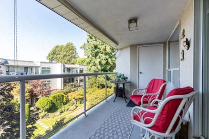 Backyard Photo of 501 1225 Merklin Street, White Rock, BC