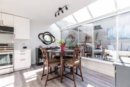 Breakfast Nook Photo of 501 1225 Merklin Street, White Rock, BC