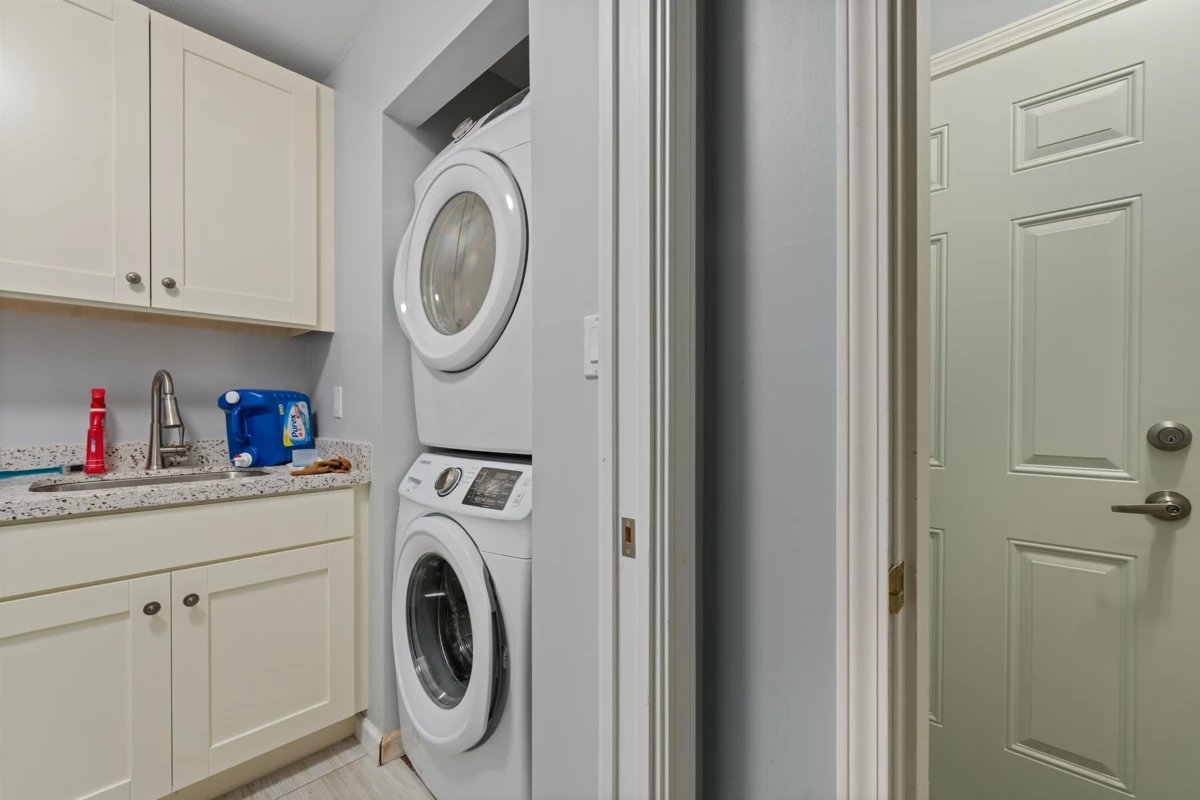 Aerial View of 4053 W 38th Avenue, Vancouver, BC