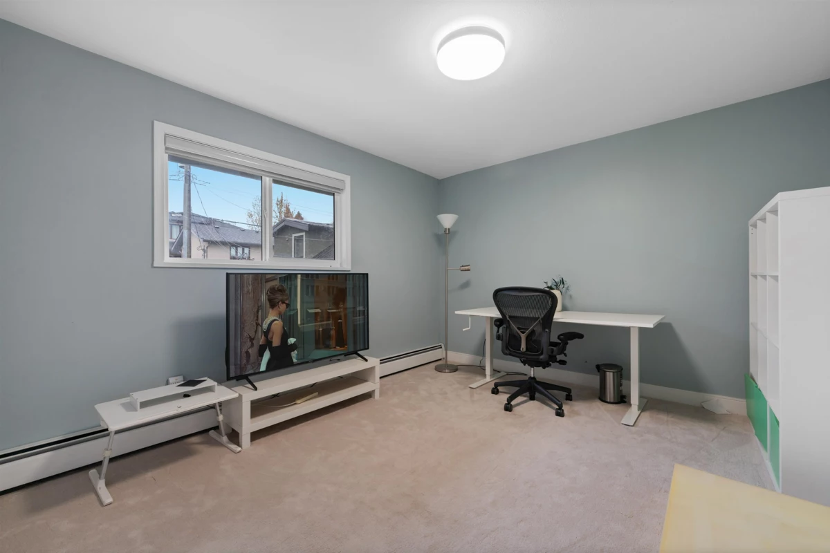 Hot Tub / Spa Photo of 4053 W 38th Avenue, Vancouver, BC