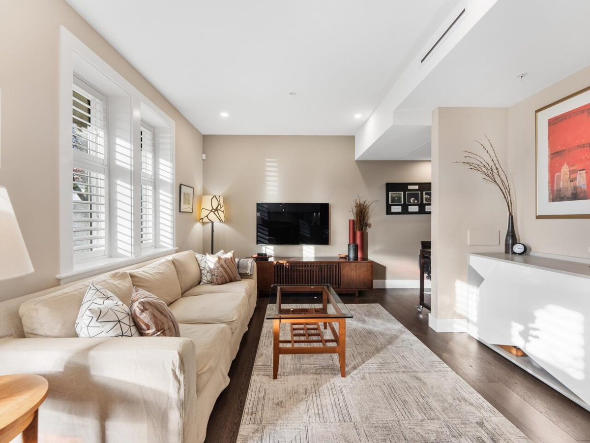 Living Room Photo of 2898 Yukon Street, Vancouver, BC