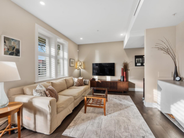 2898 Yukon Street, Vancouver, BC, Vancouver — 2 bed apartment/condo for sale