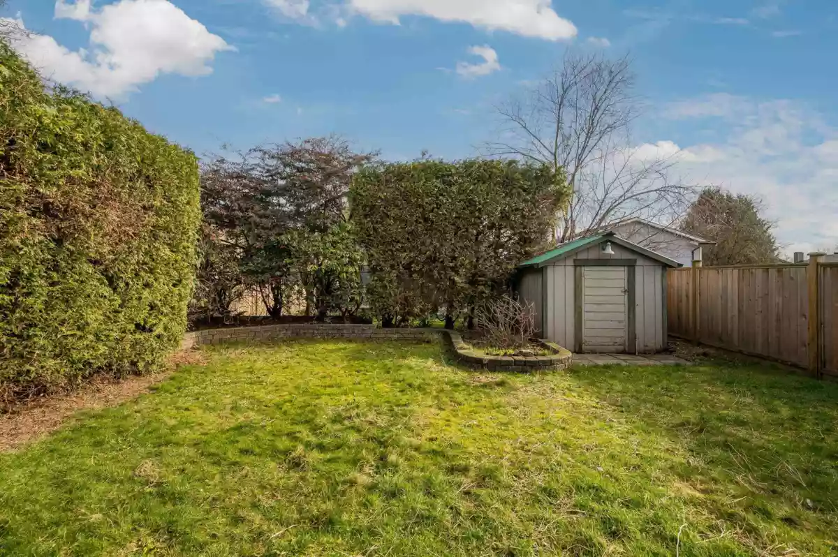 Living Room Photo of 2639 Wildwood Court, Langley, BC