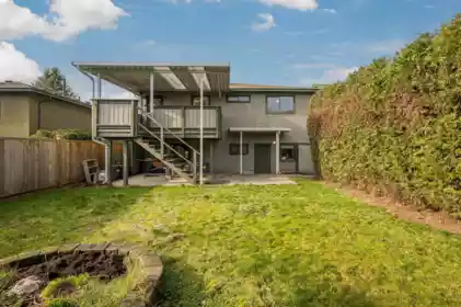 Playground / Recreational Area Near 2639 Wildwood Court, Langley, BC