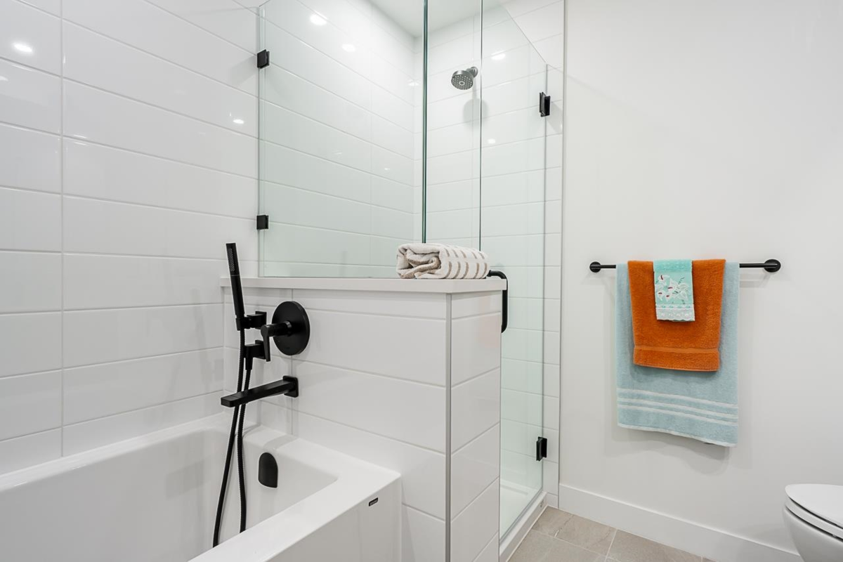 Entry Foyer Photo of 37981 Helm Way, Squamish, BC