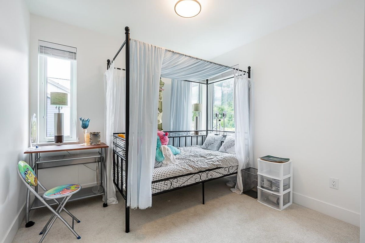 Hallway Photo of 37981 Helm Way, Squamish, BC