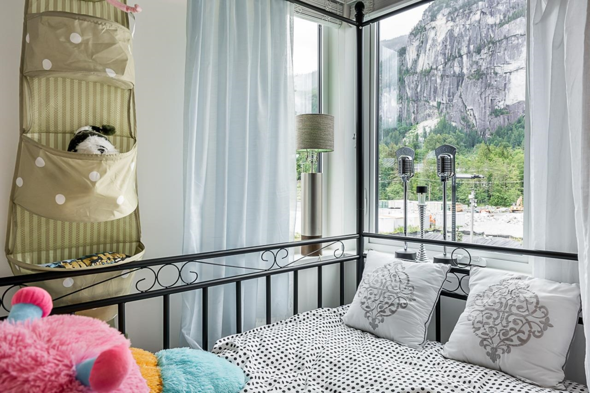 Staircase Photo of 37981 Helm Way, Squamish, BC