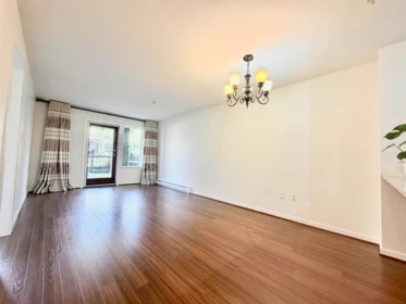 115 5775 Irmin Street, Burnaby, BC