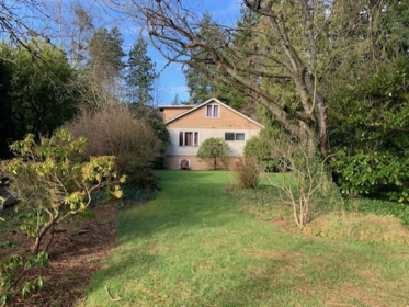 1695 136 Street, Surrey, BC, Crescent Bch Ocean Pk. — 3 bed single family residence for sale