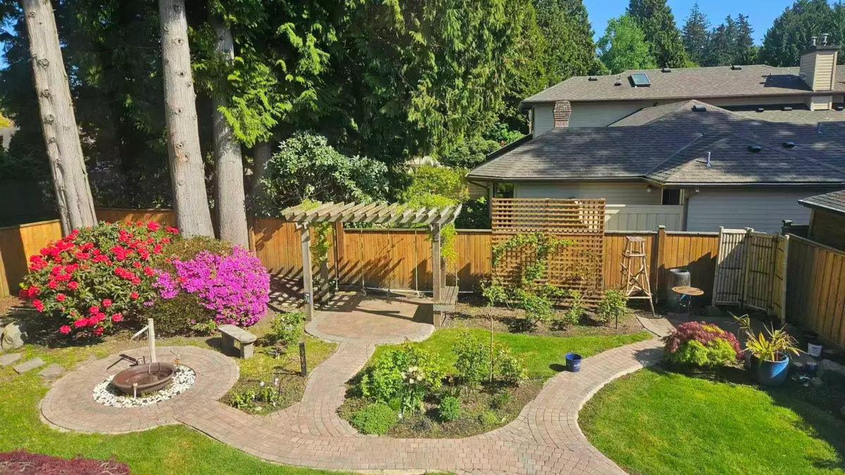 Aerial View of 1898 Southmere Crescent, Surrey, BC