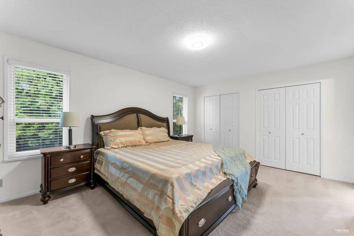 Bedroom 3 Photo of 1898 Southmere Crescent, Surrey, BC