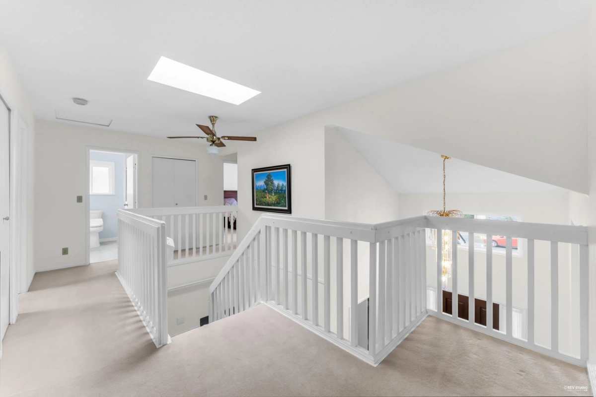 Hallway Photo of 1898 Southmere Crescent, Surrey, BC