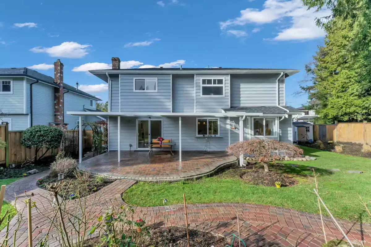 Outdoor Patio Photo of 1898 Southmere Crescent, Surrey, BC