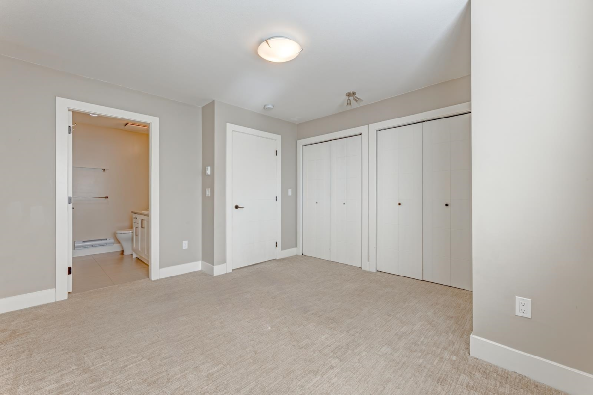 Entry Foyer Photo of 303 1405 Dayton Street, Coquitlam, BC