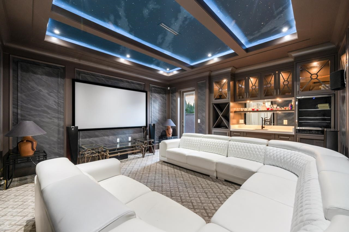 Kitchen Photo of 7731 Alouette Court, Richmond, BC