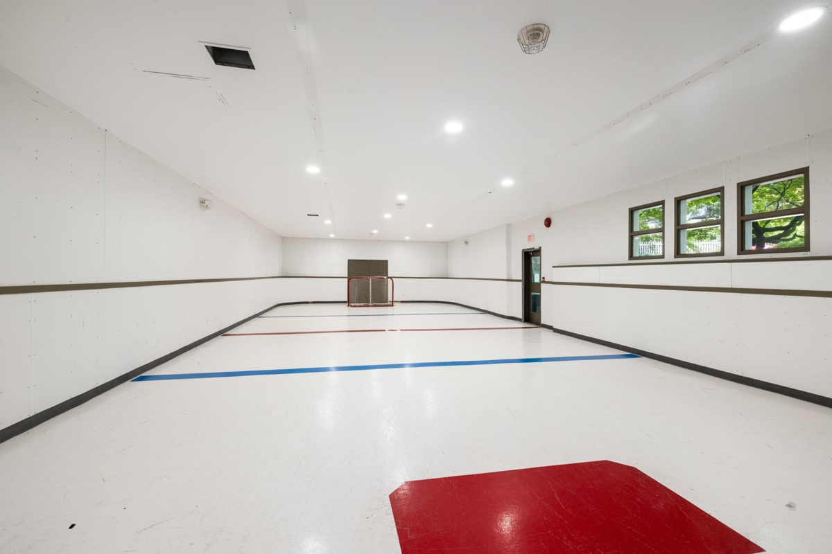 Backyard Photo of 62` 15175 62a Avenue, Surrey, BC