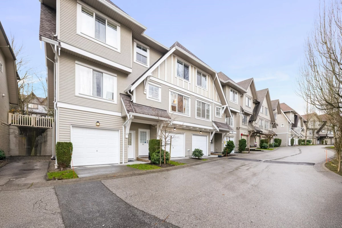 Mudroom Photo of 62` 15175 62a Avenue, Surrey, BC