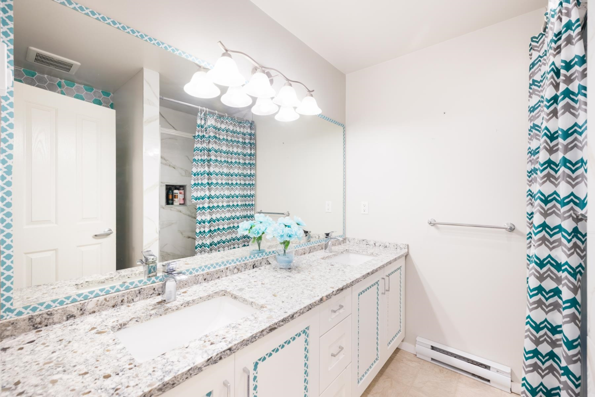 Powder Room Photo of 62` 15175 62a Avenue, Surrey, BC