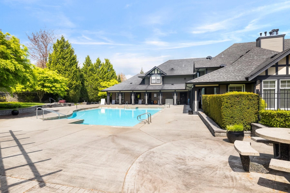 Swimming Pool Photo of 62` 15175 62a Avenue, Surrey, BC