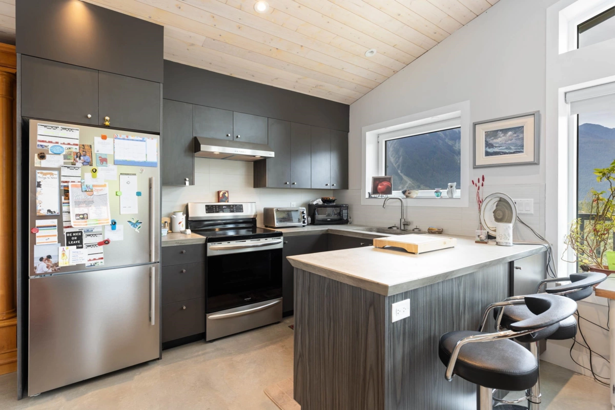 Garage Interior Photo of 7666 Cerulean Drive, Pemberton, BC