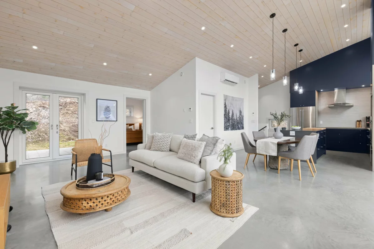 Kitchen Island Photo of 7666 Cerulean Drive, Pemberton, BC