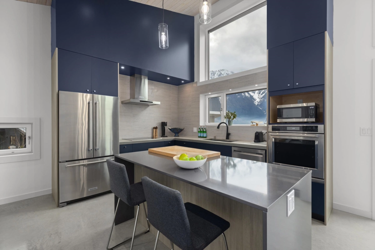 Kitchen Photo of 7666 Cerulean Drive, Pemberton, BC