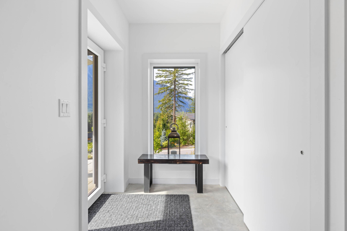 Laundry Room Photo of 7666 Cerulean Drive, Pemberton, BC