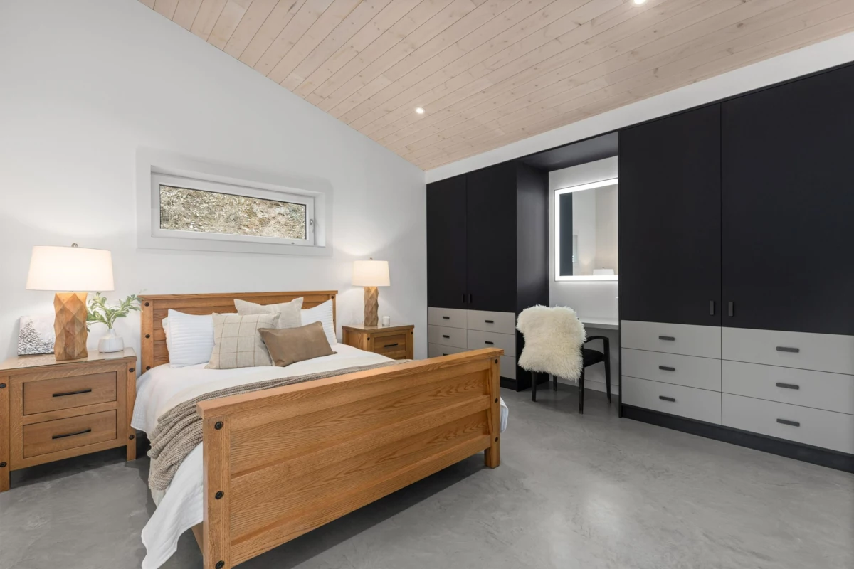 Walk-In Closet Photo of 7666 Cerulean Drive, Pemberton, BC