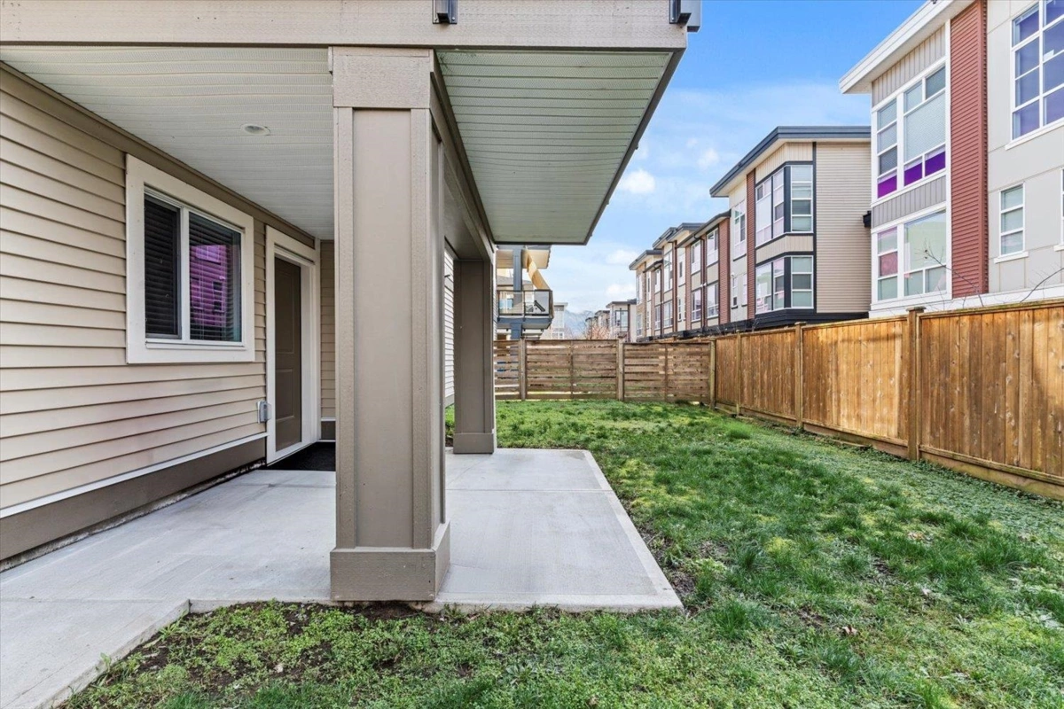 Aerial View of 45582 Meadowbrook Drive, Chilliwack, BC