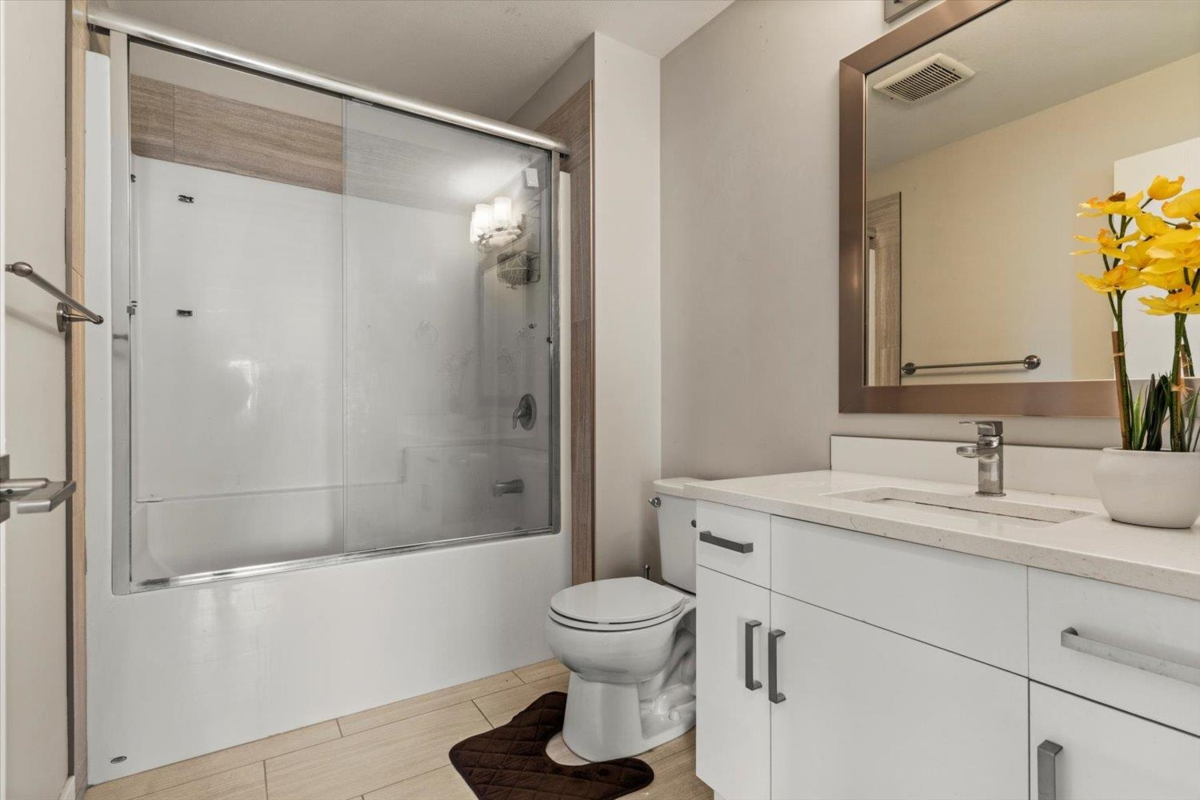 Outdoor Patio Photo of 45582 Meadowbrook Drive, Chilliwack, BC