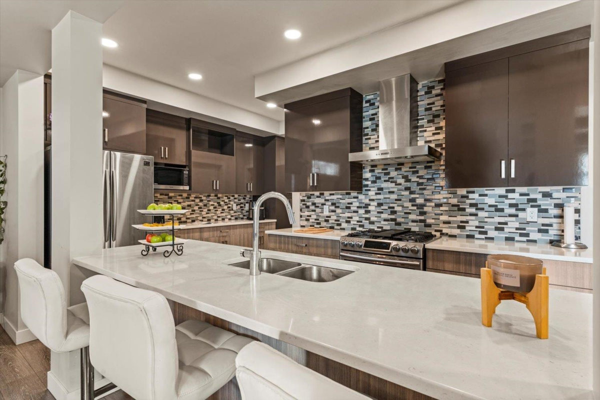 Primary Bathroom Photo of 45582 Meadowbrook Drive, Chilliwack, BC