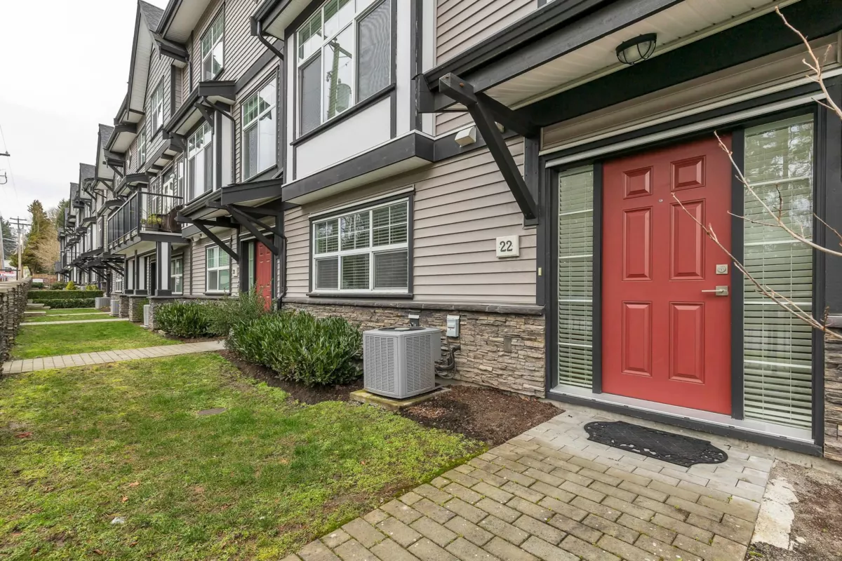 Dining Area Photo of 22 7740 Grand Street, Mission, BC