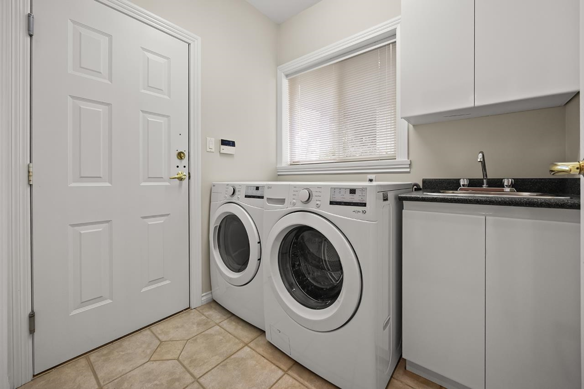 Basement Recreation Room Photo of 2970 Forestridge Place, Coquitlam, BC