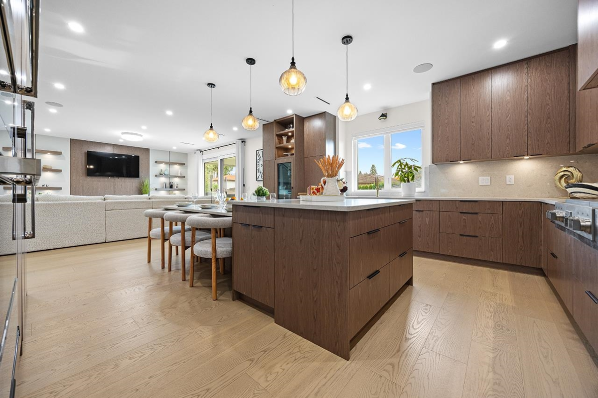 Kitchen Photo of 6902 Kitchener Street, Burnaby, BC