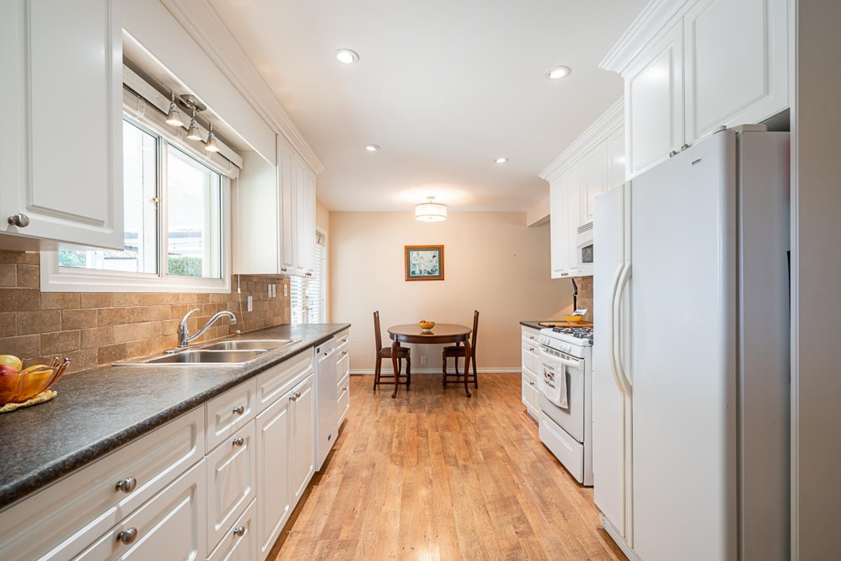 Loft / Bonus Room Photo of 3726 Sefton Street, Port Coquitlam, BC