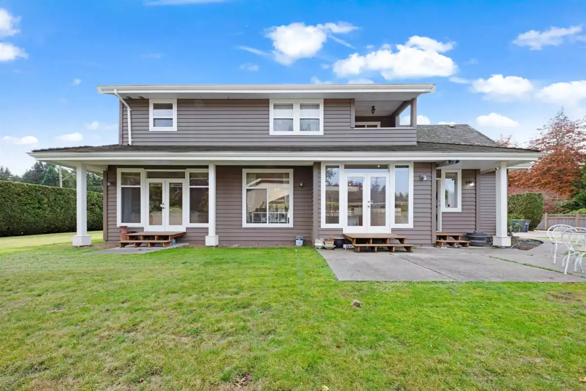 Dining Area Photo of 13989 29 Avenue, Surrey, BC