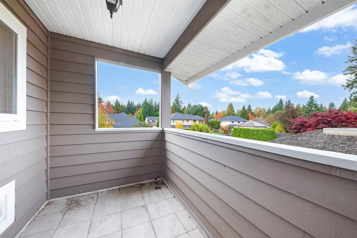 Garden / Landscaping Photo of 13989 29 Avenue, Surrey, BC