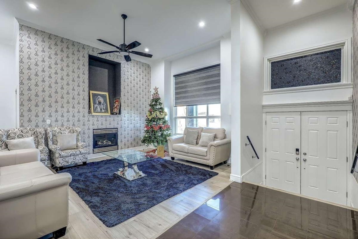 Bedroom 3 Photo of 7171 151 Street, Surrey, BC