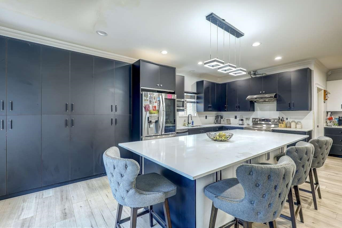 Living Room Photo of 7171 151 Street, Surrey, BC