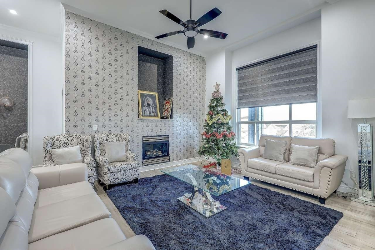 Powder Room Photo of 7171 151 Street, Surrey, BC