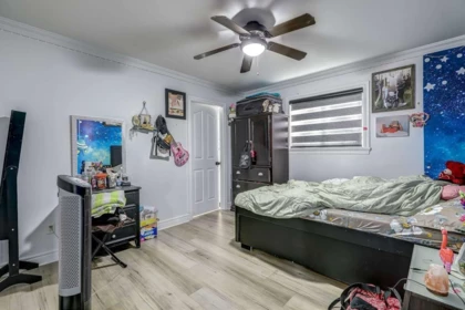 Laundry Room Photo of 7171 151 Street, Surrey, BC