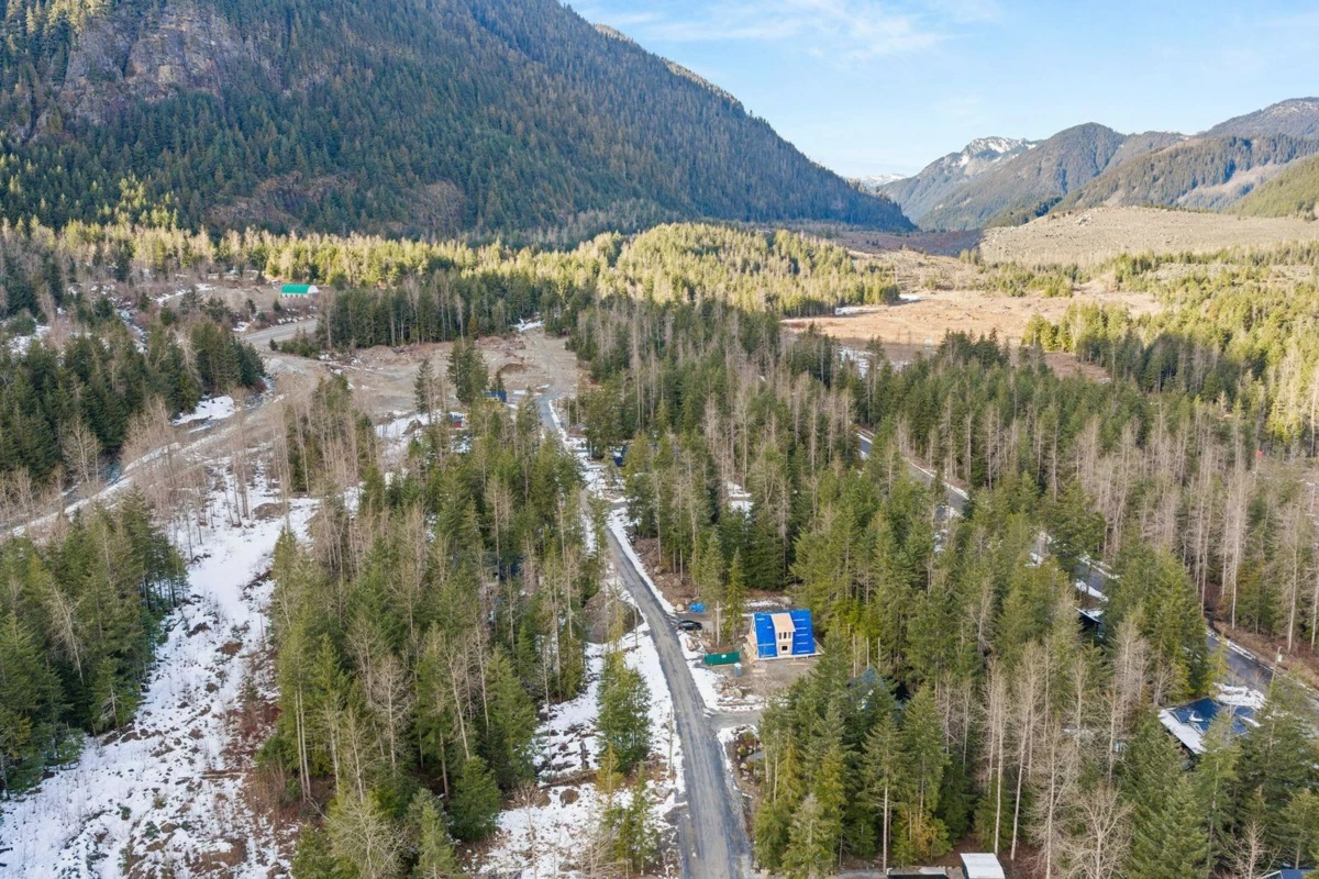 Kitchen Island Photo of SVE47 Old Hope Princeton Highway, Hope, BC