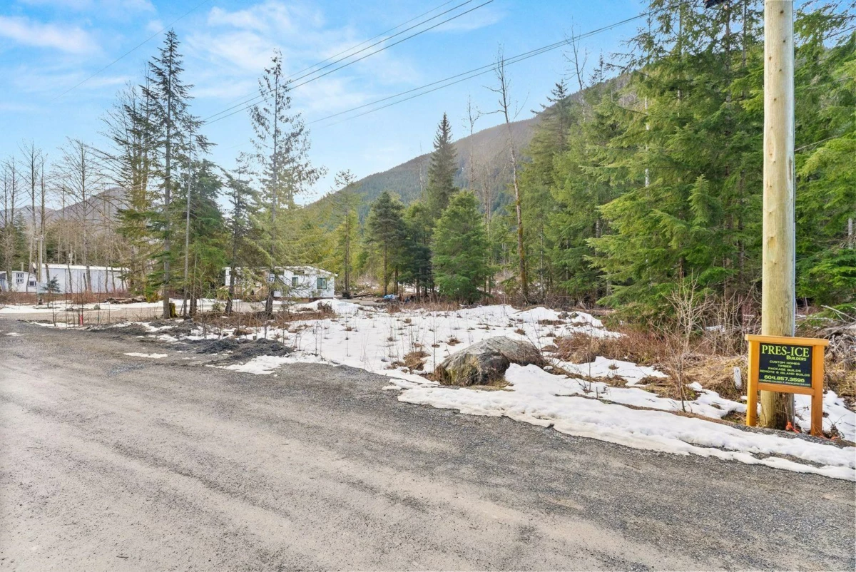Living Room Photo of SVE47 Old Hope Princeton Highway, Hope, BC